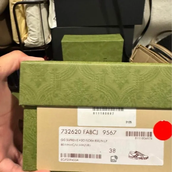 Gucci Floral Canvas Sneakers - Picture 5 of 9